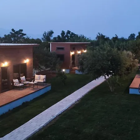 Orange Bungalow Evleri *