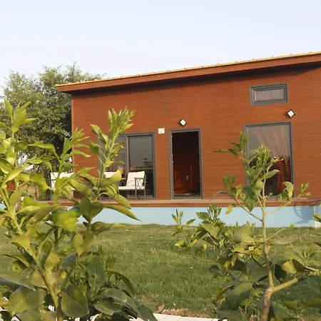 Orange Bungalow Evleri Сasa de vacaciones *